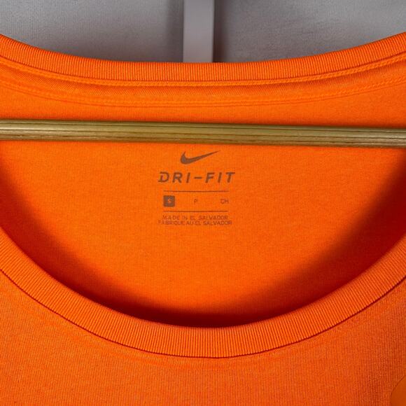 Nike Dri-Fit Short Sleeve Crew Neck Orange Workout Athletic T-Shirt Ladi… - Picture 4 of 5
